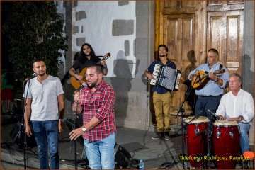 Noche de verseadores en Valsequillo (Foto Ildefonso Rodríguez)